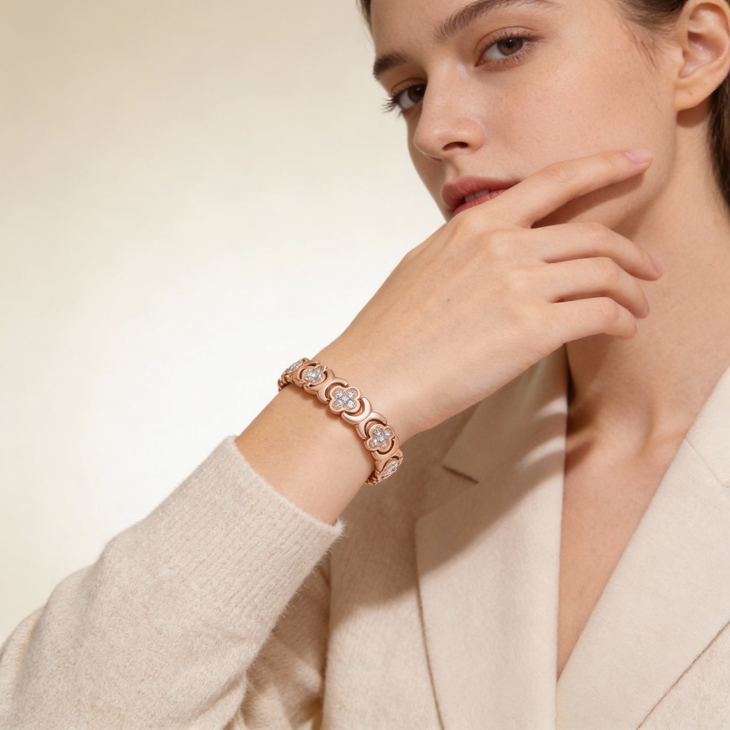 Aurelia Copper Bracelet — Magnetic Wellness Inspired